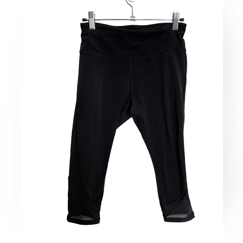 Lorna Jane Black Crop Leggings XS